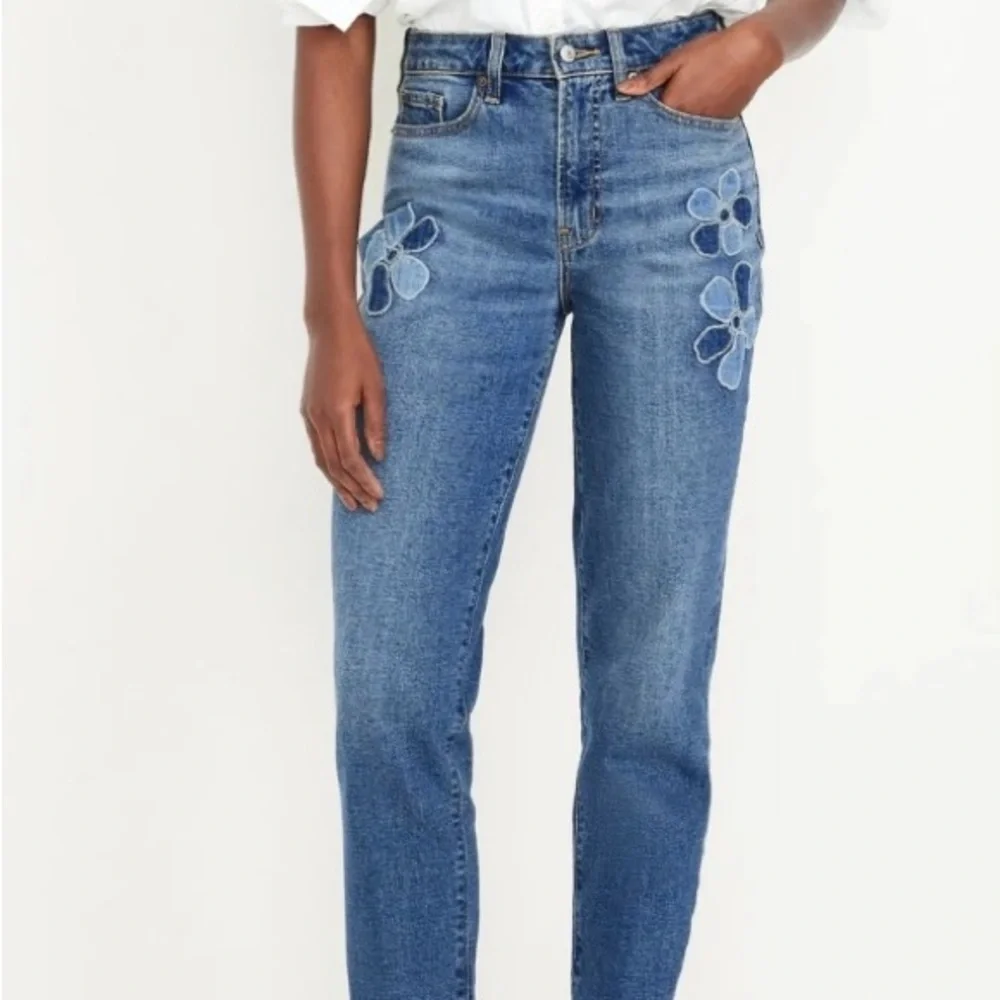 Old Navy Blue Floral Embroidered Jeans - Picture 7 of 7